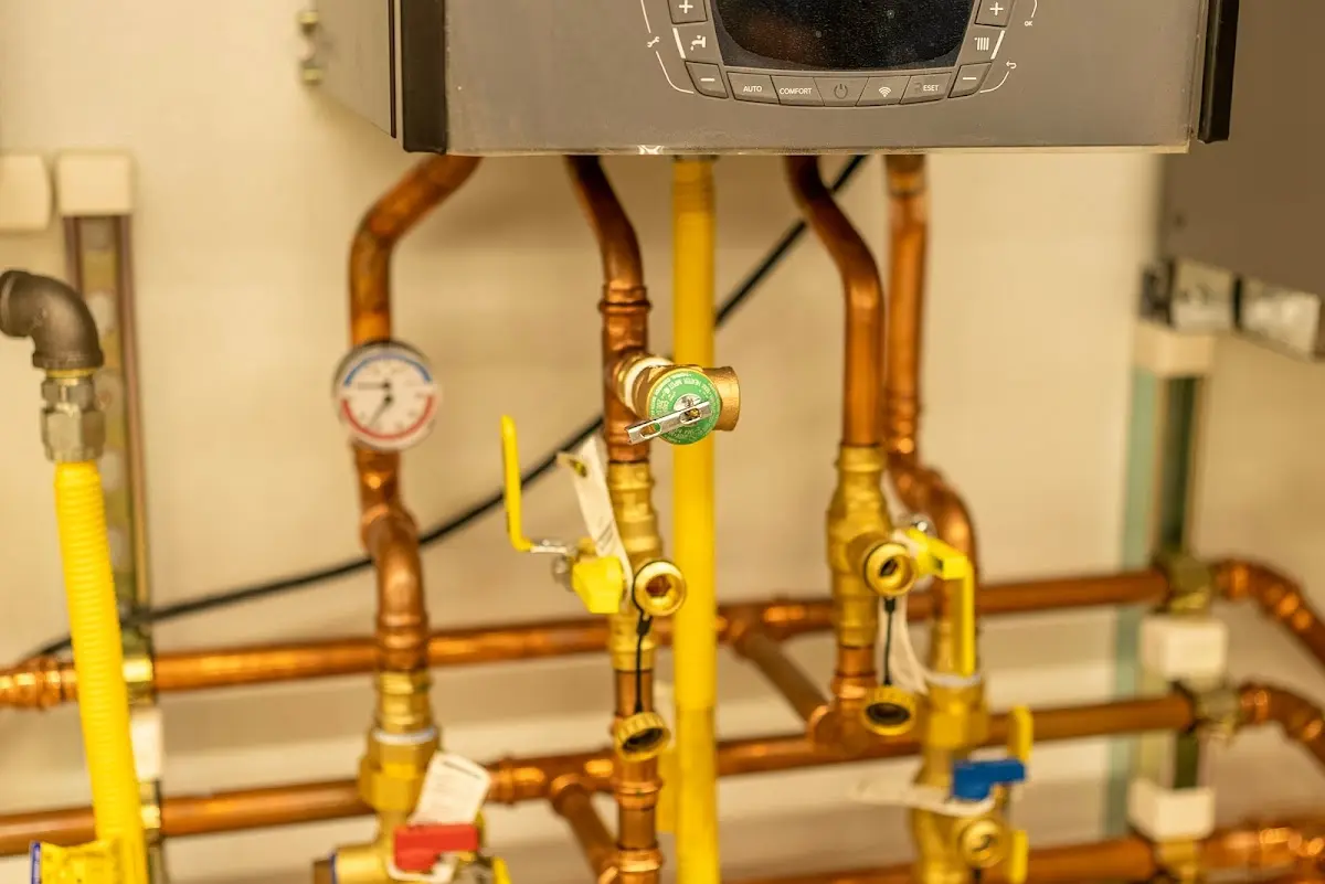 Licensed technician providing Emergency Plumbing for a homeowner in Pasadena